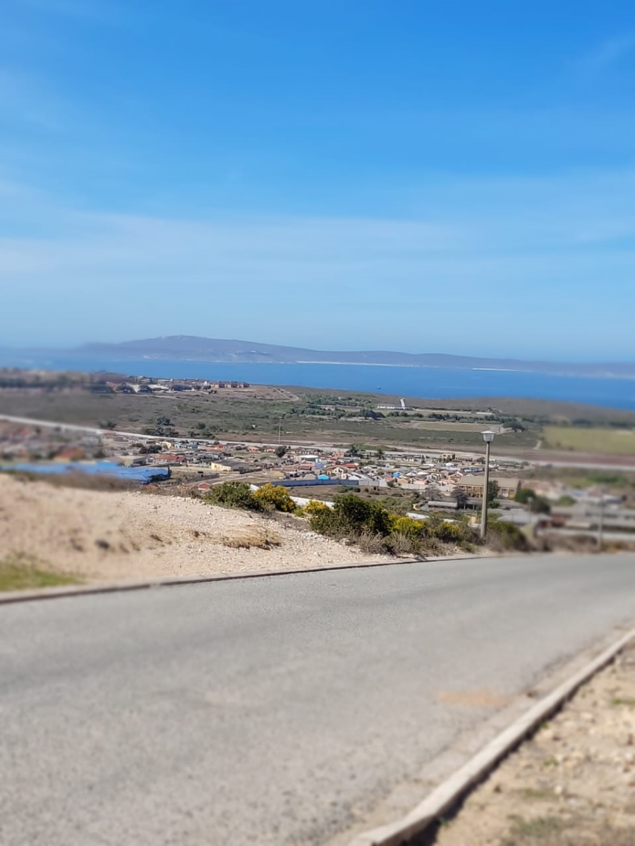 0 Bedroom Property for Sale in Hoogland Western Cape